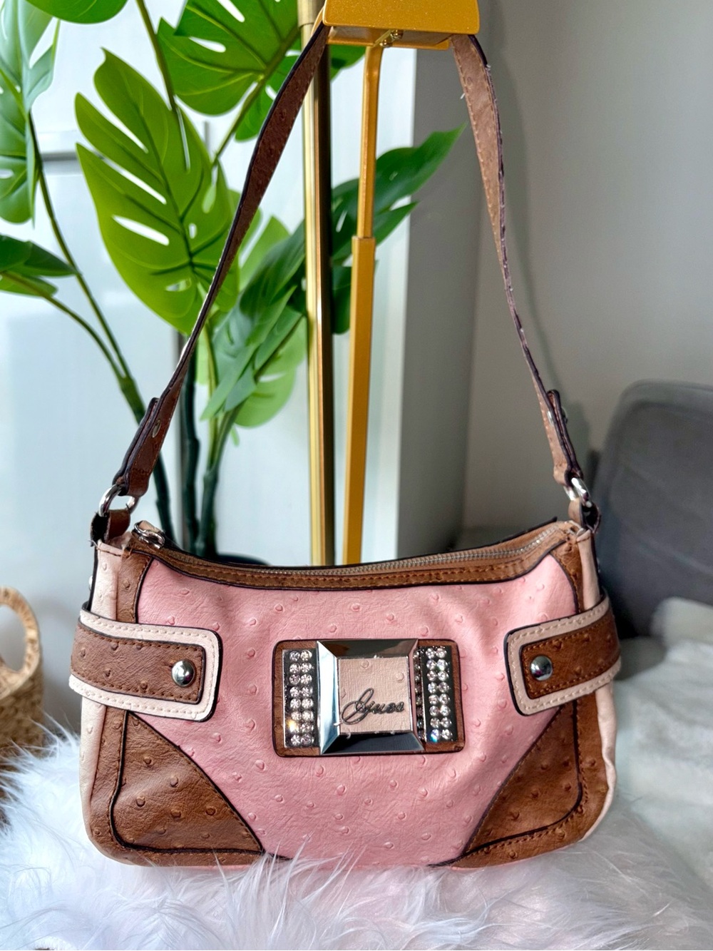 Vintage Y2K GUESS Russell Pink Brown Ostrich Rhinestone Shoulder Bag Purse